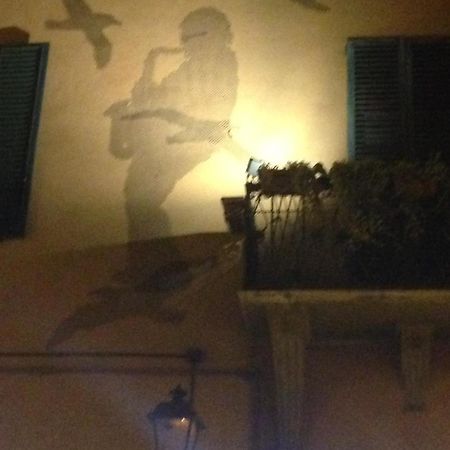 Ferienwohnung Piccolo Monolocale A Due Passi Da Piazza Maggiore Bologna Exterior foto
